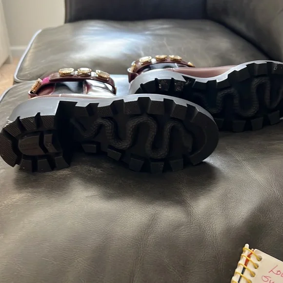 Authentic Gucci booties - Picture 5 of 8